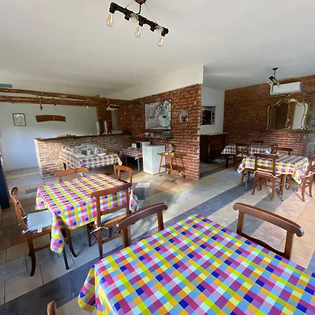 拉弗洛纳切旅馆