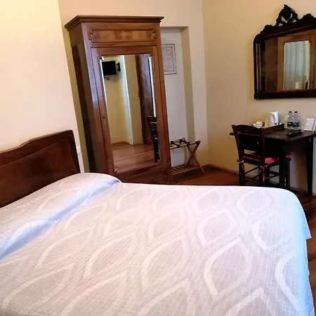 招待所 拉弗洛纳切旅馆 3*