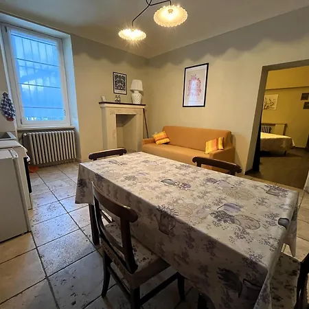 拉弗洛纳切旅馆 招待所