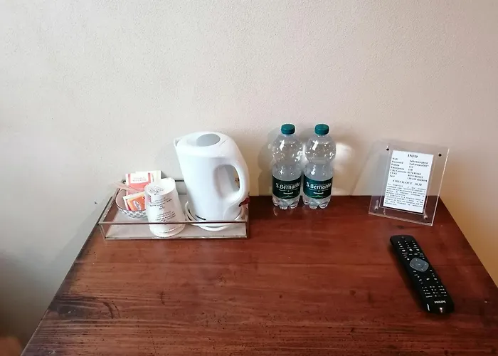 拉弗洛纳切旅馆